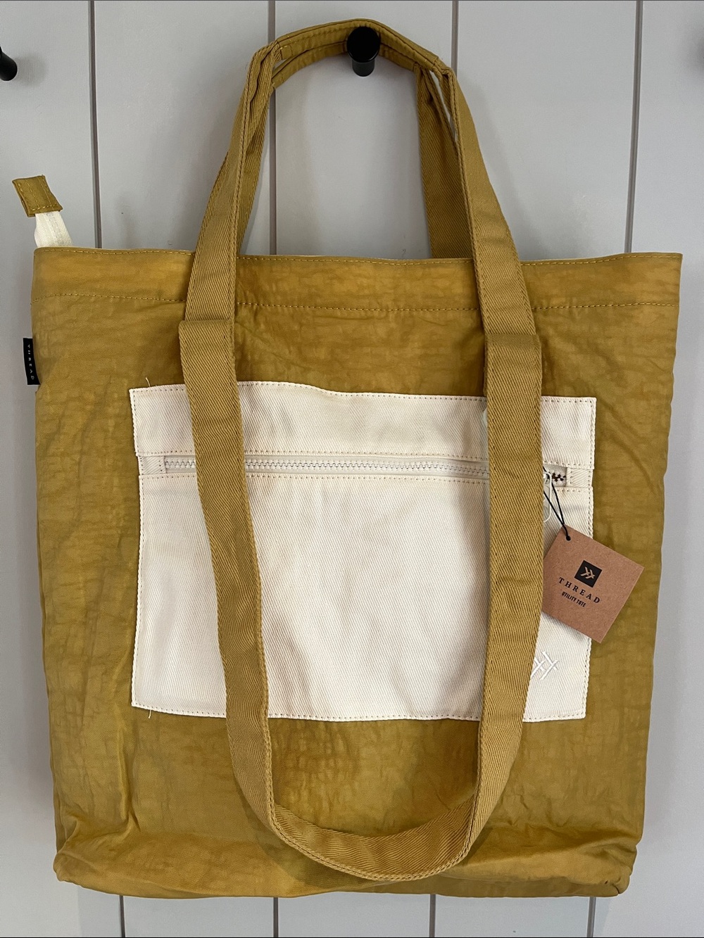 Thread Wallets Utility Tote - Picture 5 of 7